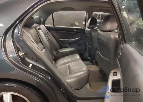 2005 Honda Accord 2.4 Ex из США, поврежденный, VIN 1HGCM568X5A100900